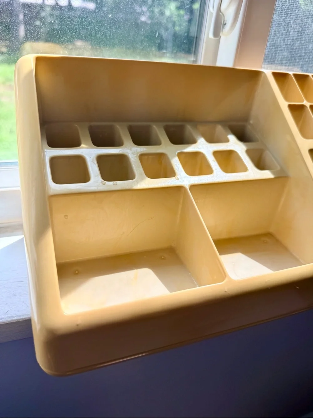 Vintage Burtch Barone/ Reina Alexis Makeup Organizer